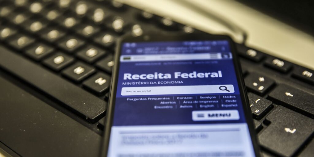 Imposto de Renda da Pessoa Física – Declaração de Ajuste Anual 2023: Investimento em ações e criptoativos